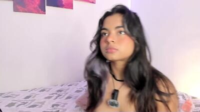 valy_shyness public webcam profile photo 2