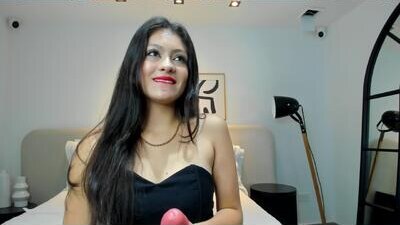 vannabardot public webcam profile photo 7