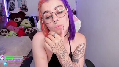 vanne_universe public webcam profile photo 4