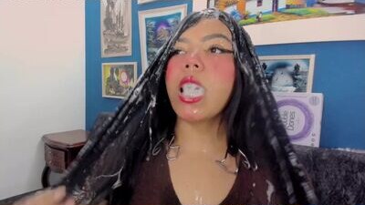 veky_saliva public webcam profile photo 6