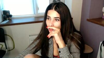 velmira public webcam profile photo 3