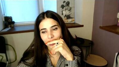velmira public webcam profile photo 5
