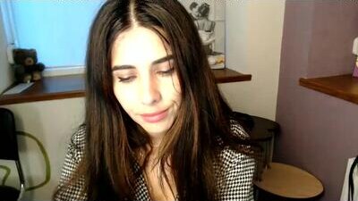 velmira public webcam profile photo 8