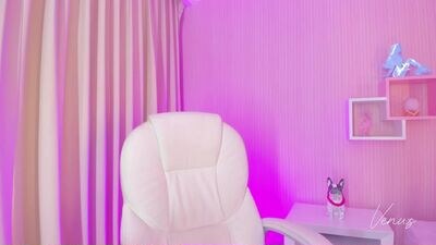 venus_d public webcam profile photo 4