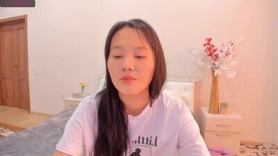 veronika_charm public webcam profile photo 2