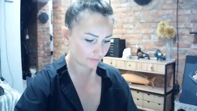 vesta_x public webcam profile photo 3