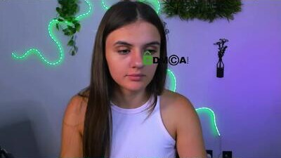 vicky_kim public webcam profile photo 9