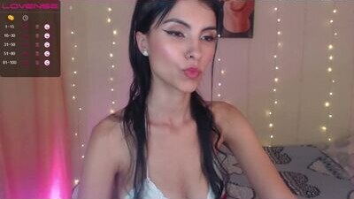 victoriia_henao_ public webcam profile photo 5