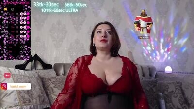 vika4you public webcam profile photo 2
