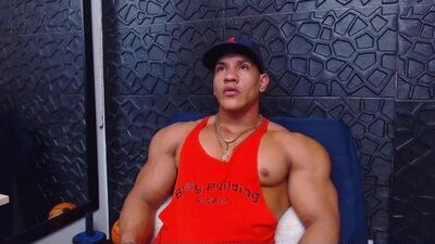 viktorherrera public webcam profile photo 3