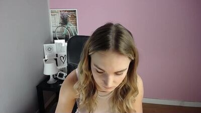 viktoria_lovely public webcam profile photo 4