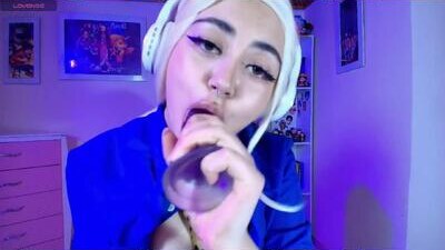 violeet_smile public webcam profile photo 9