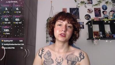 violet_bluee public webcam profile photo 5