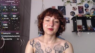 violet_bluee public webcam profile photo 8