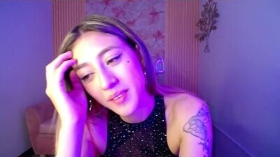 violet_ch public webcam profile photo 8