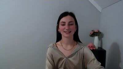 violet_ti public webcam profile photo 8