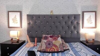 violeta__rosse public webcam profile photo 4