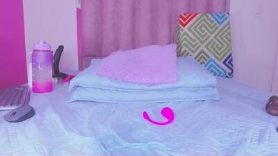 violeta_london public webcam profile photo 2