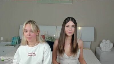 violetta_finch public webcam profile photo 7