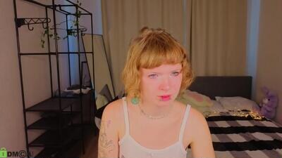 violetxdesire public webcam profile photo 2