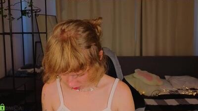 violetxdesire public webcam profile photo 6