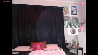 viperthedoll public webcam profile photo 5