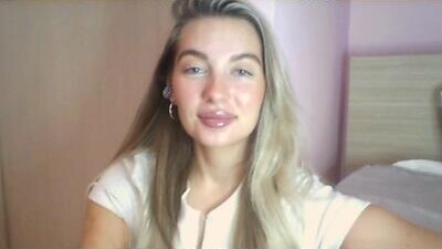viraya public webcam profile photo 5