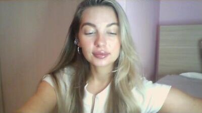 viraya public webcam profile photo 6