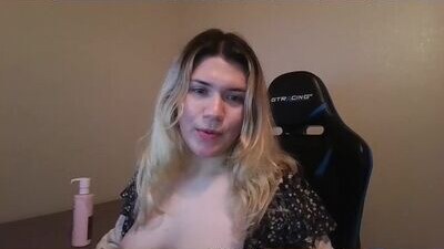 virgngirl public webcam profile photo 7