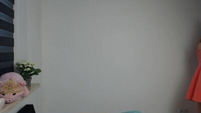 vivien_slender public webcam profile photo 3