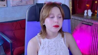 viviennehebert public webcam profile photo 6
