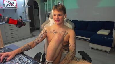 vova_belkin_ public webcam profile photo 4