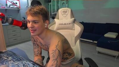 vova_belkin_ public webcam profile photo 7
