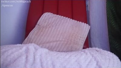 wet69peach public webcam profile photo 8