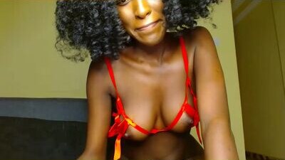 wet_wife_material public webcam profile photo 5