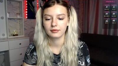 whimsical_joy public webcam profile photo 5