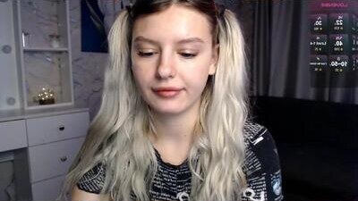 whimsical_joy public webcam profile photo 7