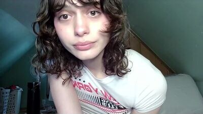 whinybrat public webcam profile photo 4