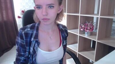 white_noise0 public webcam profile photo 3