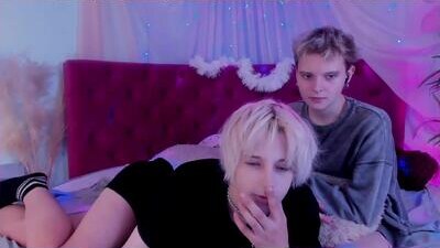 whitenyx public webcam profile photo 6