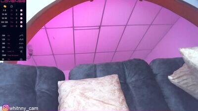 whitnny_cam public webcam profile photo 2