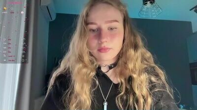 whoisalisa public webcam profile photo 2