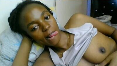 wildflowr public webcam profile photo 10