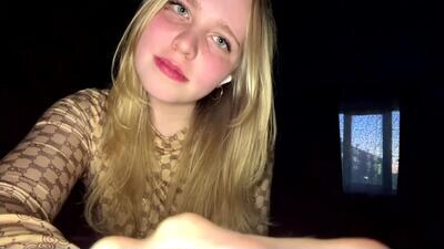 wilhelminafraker public webcam profile photo 3