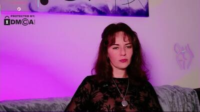 witch_in_velvet public webcam profile photo 3
