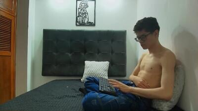 wolfan_sky public webcam profile photo 2