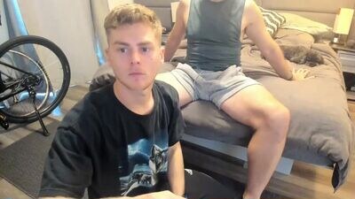 wolfiell public webcam profile photo 2