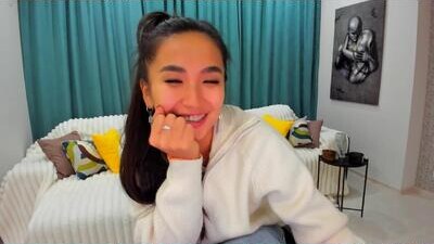 worldofkim public webcam profile photo 5