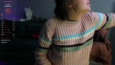 wow_luvng public webcam profile photo 8