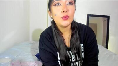 x_adeline_ public webcam profile photo 3